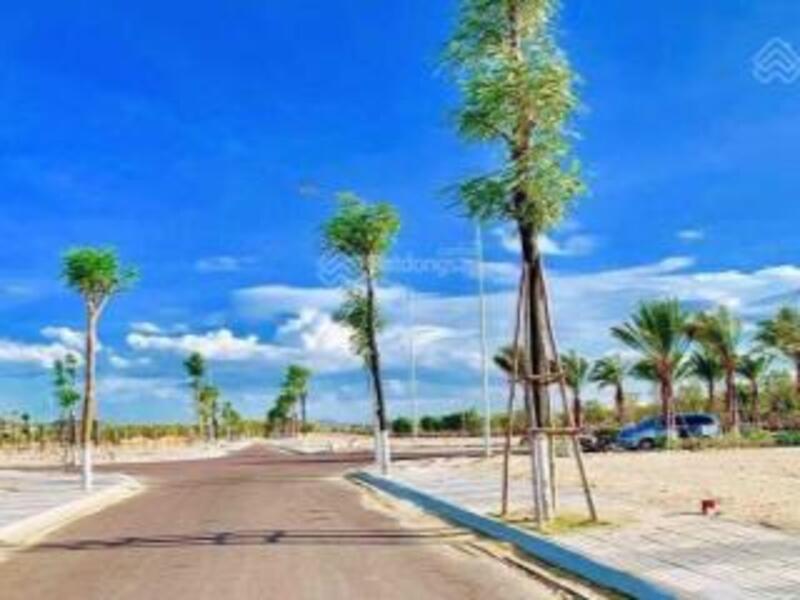 Sang gấp lô đất 60m2 MT đường Nguyễn Hoàng, P.An Phú, Quận 2 60m2